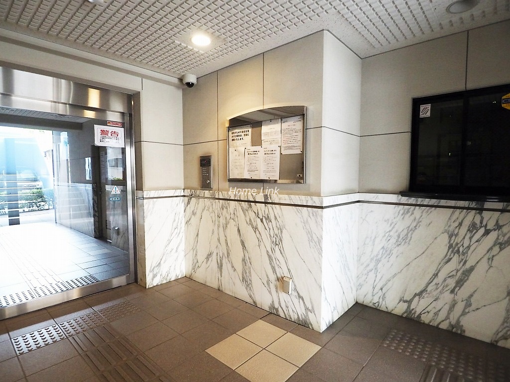 セザール第6赤塚公園　エントランスホール